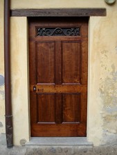 porta antica chiodata rustica