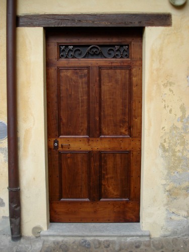 Porta antica chiodata rustica - porta,