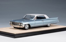 Modelli francobolli Cadillac Coupe de Ville 1962 Newport blu metallizzato STM62601 1:43 GL