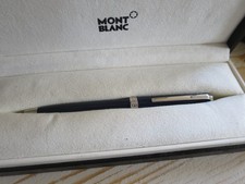 stylo roller  mont blanc