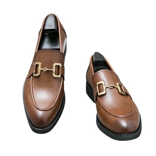 Scarpe eleganti mocassino