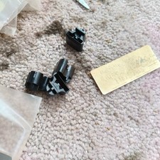 1x ORIGINALE 7701201913 CLIP FISSAGGIO FARO RENAULT 11 9 EXPRESS