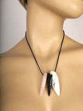 Il set di ciondoli - Una