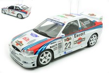 Modellino auto scala 1:18 Ixo