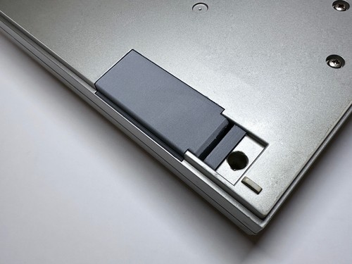 Battery cover for - , roland