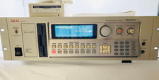 AKAI S3200XL Digital Sampler
