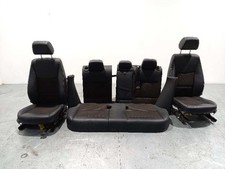 SET COMPLETO DI SEDILI /