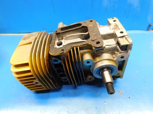 Piston cylinder crank - cylinder, for