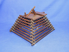 Insolita gabbia vintage in legno ARAPUCA trappola per uccelli irlandesi.. gabbia trappola 5 stelle.