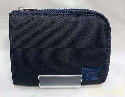 Porter shaped card case - shaped,