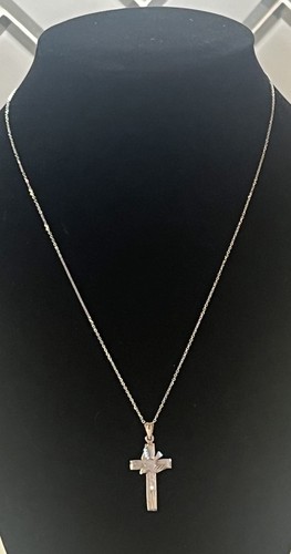 Collana con croce - e, catena