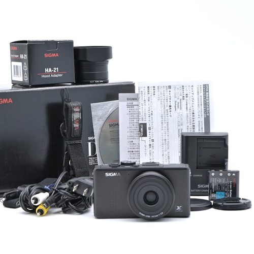 Fotocamera digitale compatta