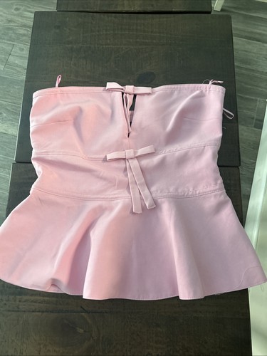 Nwt zara top size medium - nwt,
