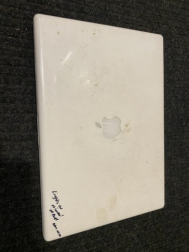 Apple macbook a1181 - apple,