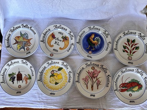 Piatti commemorativi annuali - piatti,