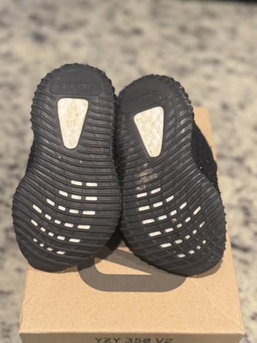 Adidas yeezy boost 350 - adidas,