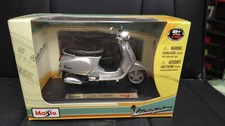 Modellino Grigio Moto Vespa LX