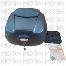 Piaggio Medley Sport 37L Rear