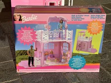 Barbie Pink N pretty house 3 in 1 house Ref 28845  Italy 2000
