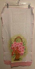 Guest / Tea / Fingertip Towel Flowers Cotton Vintage NWOT 18 x 31 crocheted trim