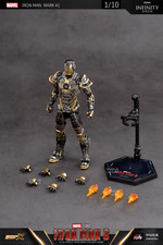 action figure Marvel IRON MAN