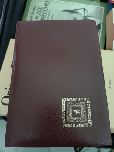 Libro dimentica futuro - -,
