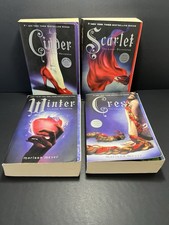 Lot 4 The Lunar Chronicles