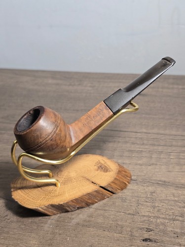 Pipa tabacco forma di - a,