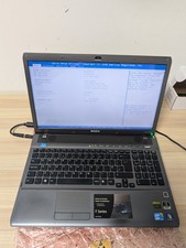 Sony VPCF12M0E 16,4" -