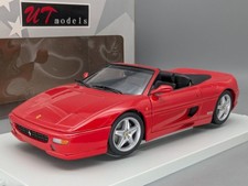 Modellini auto 1:18 UT Models