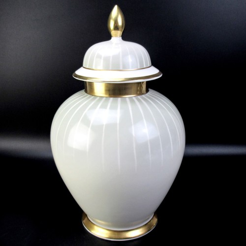 Vaso con coperchio porcellana