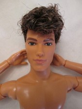 Barbie nuda modello basics Ken