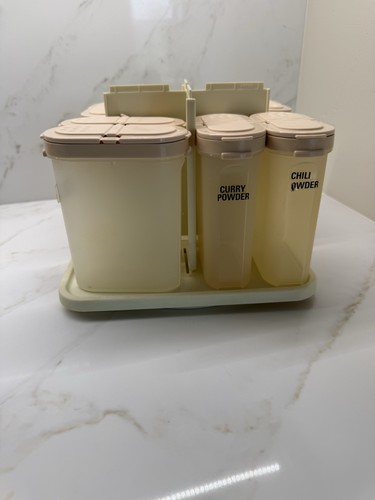 Vintage tupperware carousel - tupperware,