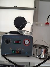 Polimerizzatore da laboratorio odontotecnico