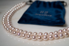 Perle Akoya 2 fili con chiusura in oro giallo