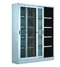 Armadio in Metallo con Ante Scorrevoli in rete Dim. 120x45x200h