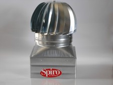 Comignolo Spiro eolico zincato cm. 27 x 27 base quadrata ad incastro