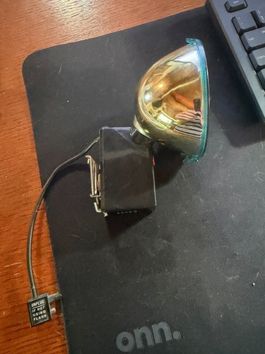 Attacco lampadina flash - attacco,