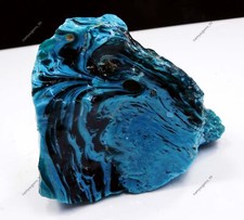 Pietra preziosa sfusa grezza