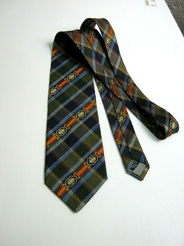 Fendi new original 100 silk - new, 100%