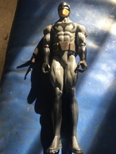 vintage giocattolo  30 cm  Mattel Batman con mantello braccia e gambe movibili