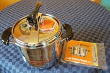 LAGOSTINA THERMOPLAN - PENTOLA A PRESSIONE -  7 LITRI ACCIAIO INOX 18/10