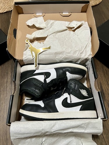 Air jordan mid off noir - air,