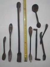 Rari Oggetti In Metallo Antichi usati x lavorazioni artistiche.