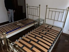 Coppia 2 letti singoli ottone