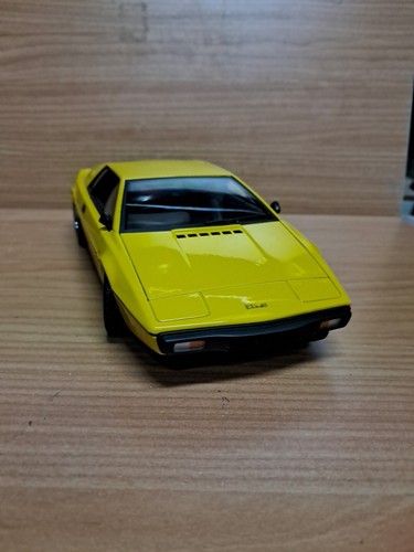 Autoart lotus esprit 18 - autoart, 1/18