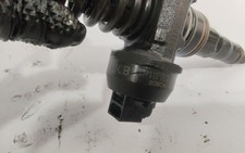 038130073AR iniettore per AUDI A4 BERLINA (8E) 1.9 TDI