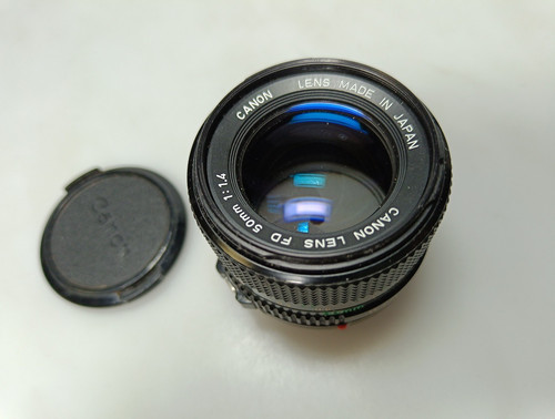 Canon 50mm n spot - f/1.4,