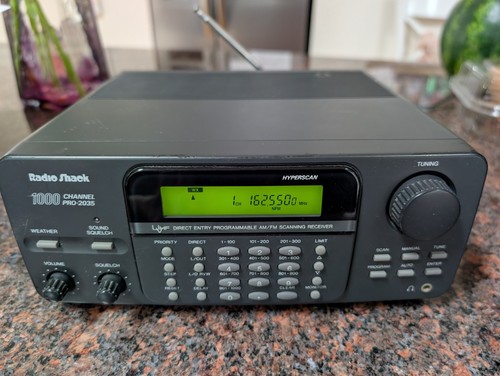 Radio shack pro 2035 - radio, scanner