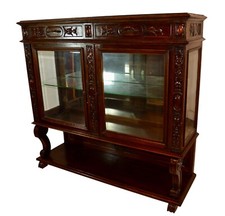 elegante cristalliera stile Rocaille epoca fine '800 in noce francese